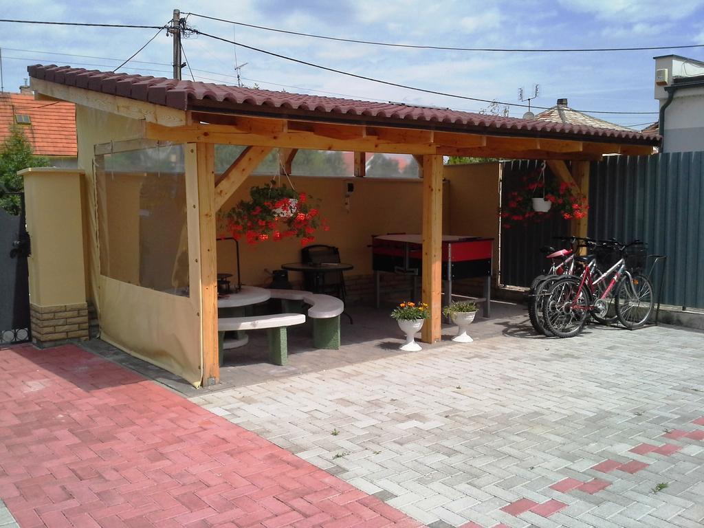 Štúrovo Studio Florida מראה חיצוני תמונה