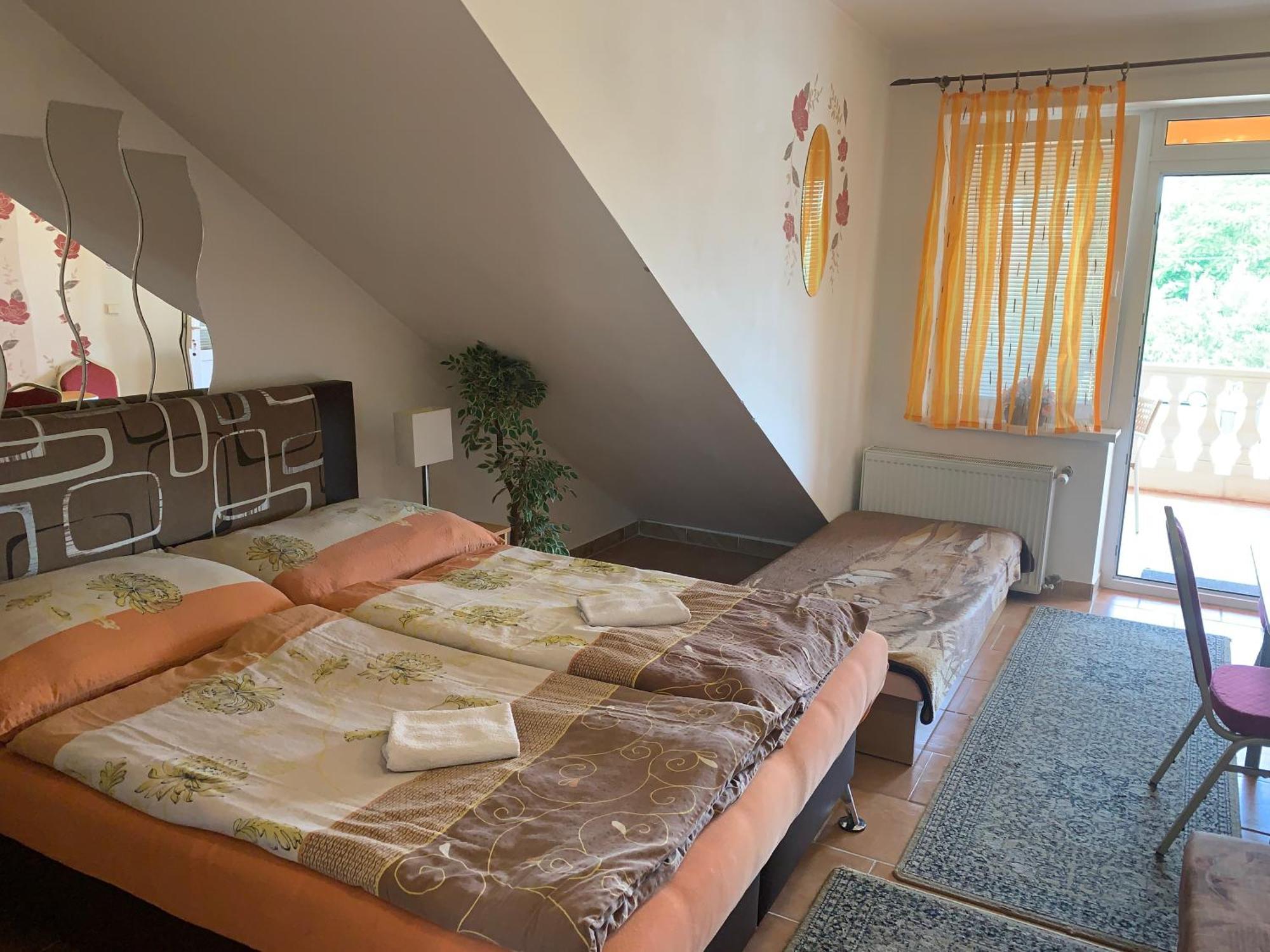 Štúrovo Studio Florida מראה חיצוני תמונה